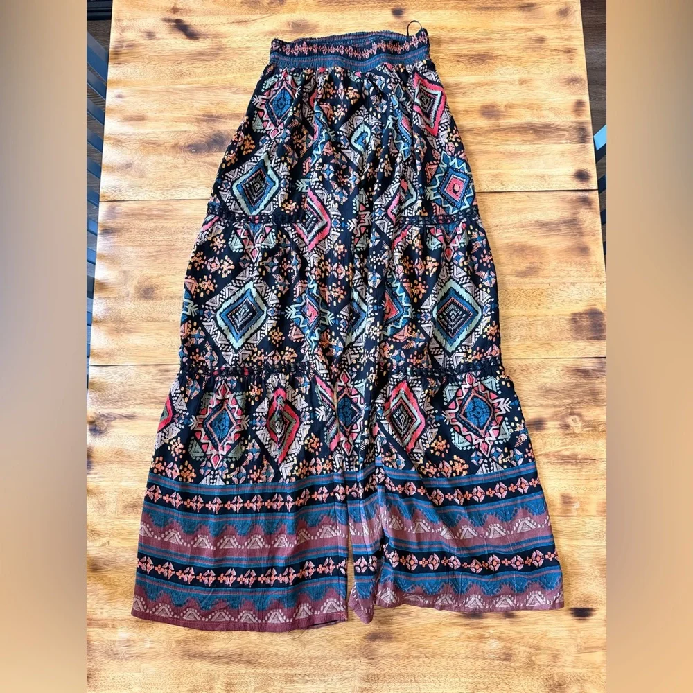 Nostalgia Multicolor Geometric Wide-Leg Pants ( Never Worn) - Picture 2 of 7